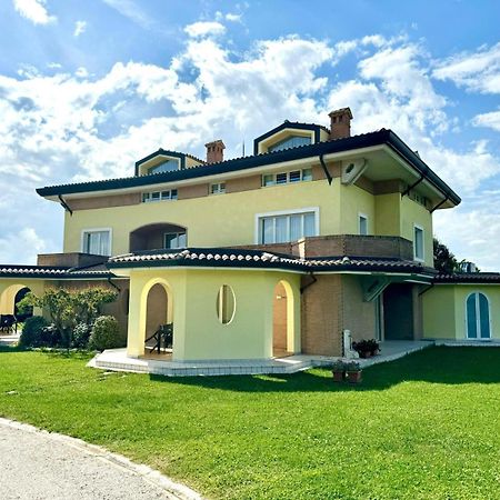 Parco Fibonacci Villa Montefano Exterior photo